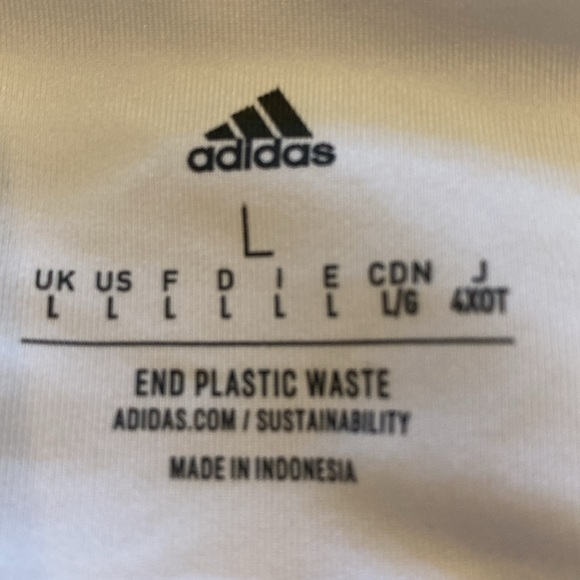 Adidas skort. Size L. White. Pockets. Shorts underneath. - Picture 12 of 15